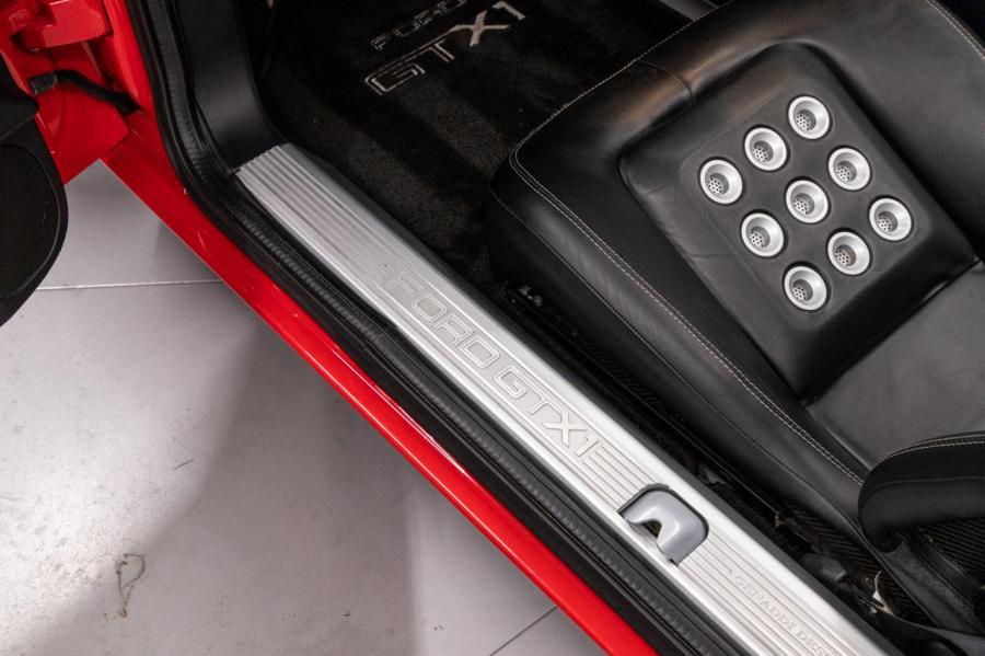 Детали интерьера Ford GTX1 (033) 2006 года  (фото 40 из 63)